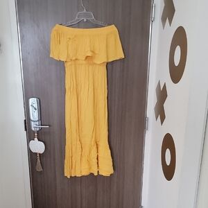 Yellow Off-Shoulder Maxi Dress Sz Large
